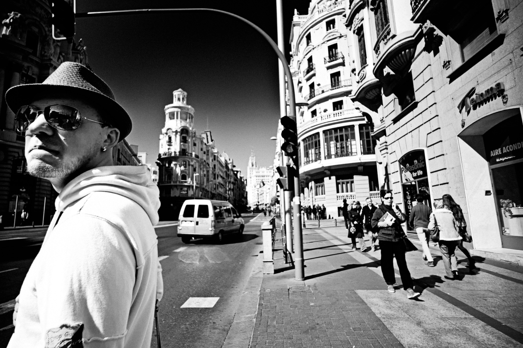 nº13 "Yesterday is History" por Moisés Lucas - Imagen 11